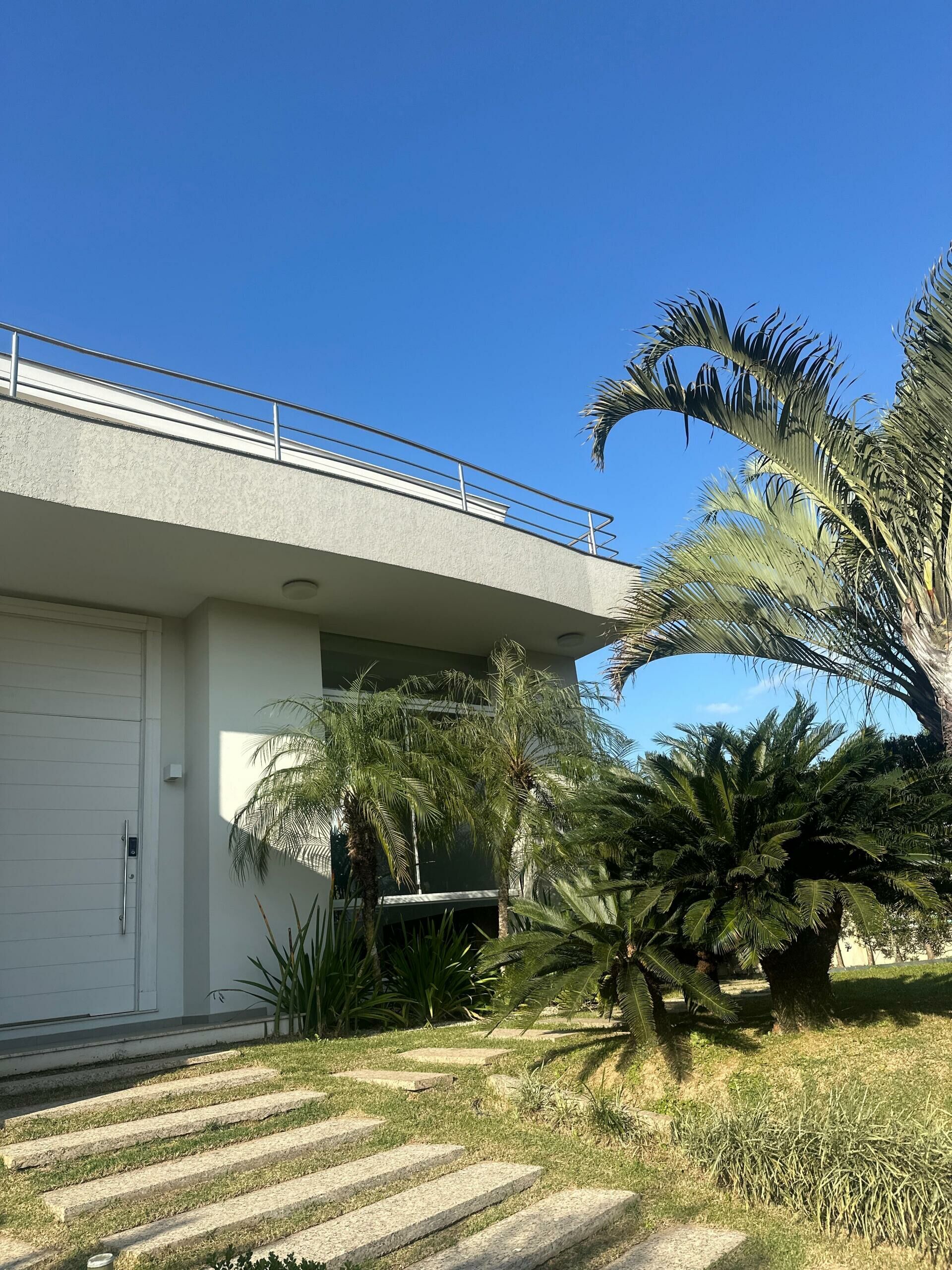 Imagem do Casa com piscina em condomínio Residencial  Fechado no bairro Jaraguá Esquerdo